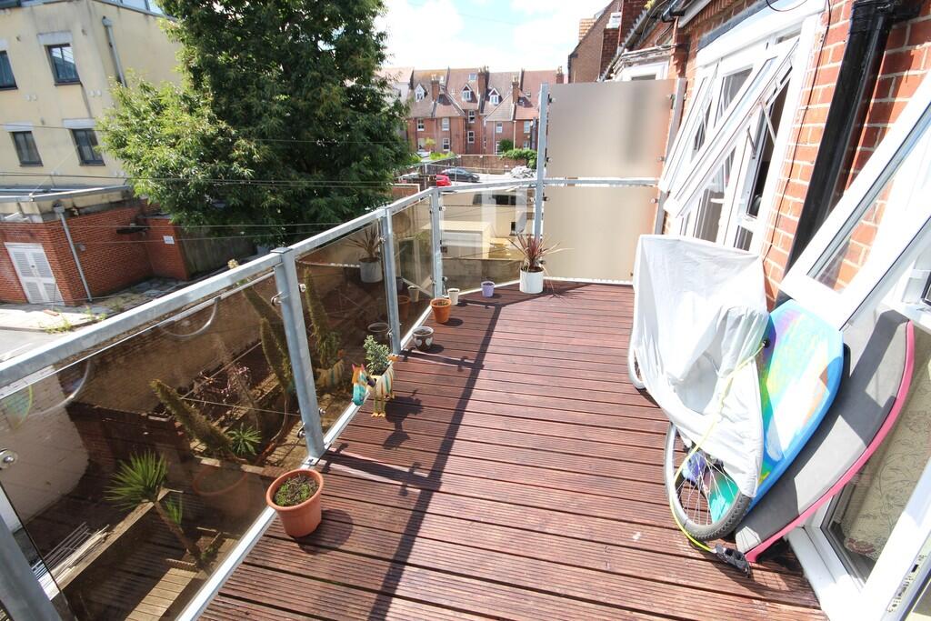 Norwich Avenue West, Bournemouth