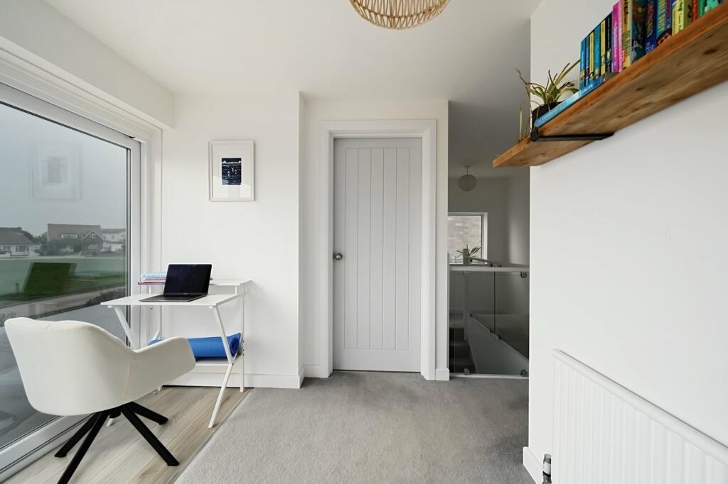 Additional image 14 of Falcon Close, Shoreham Beach, West Sussex, BN43
