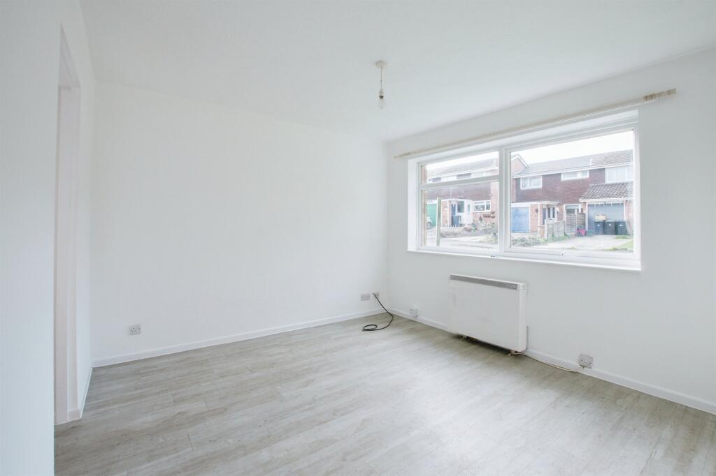 Additional image 6 of Thames Close, Ferndown