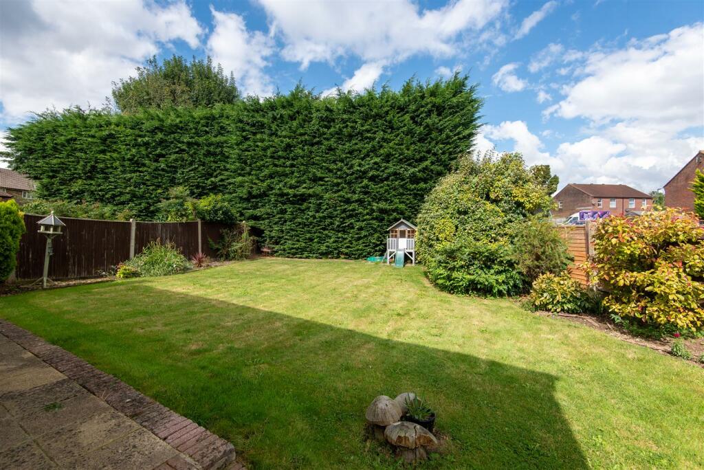 Additional image 25 of Farnefold Road, Steyning