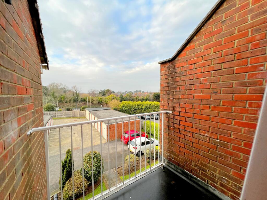 Additional image 2 of 34-36 Whitefield Road, New Milton, Hampshire. BH25 6DF