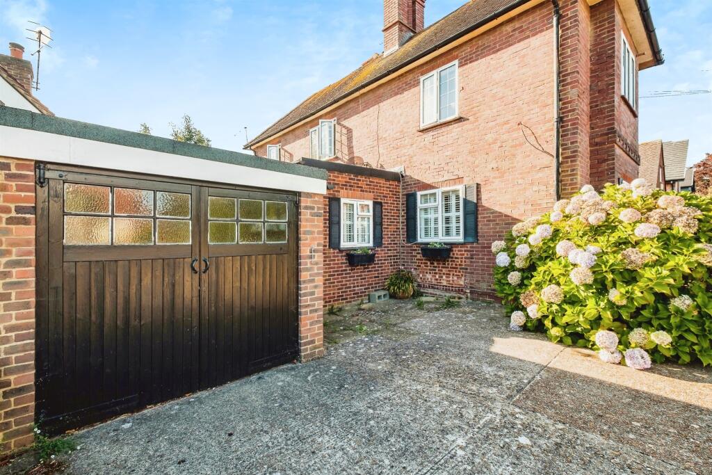 Additional image 17 of Wallace Avenue, Worthing