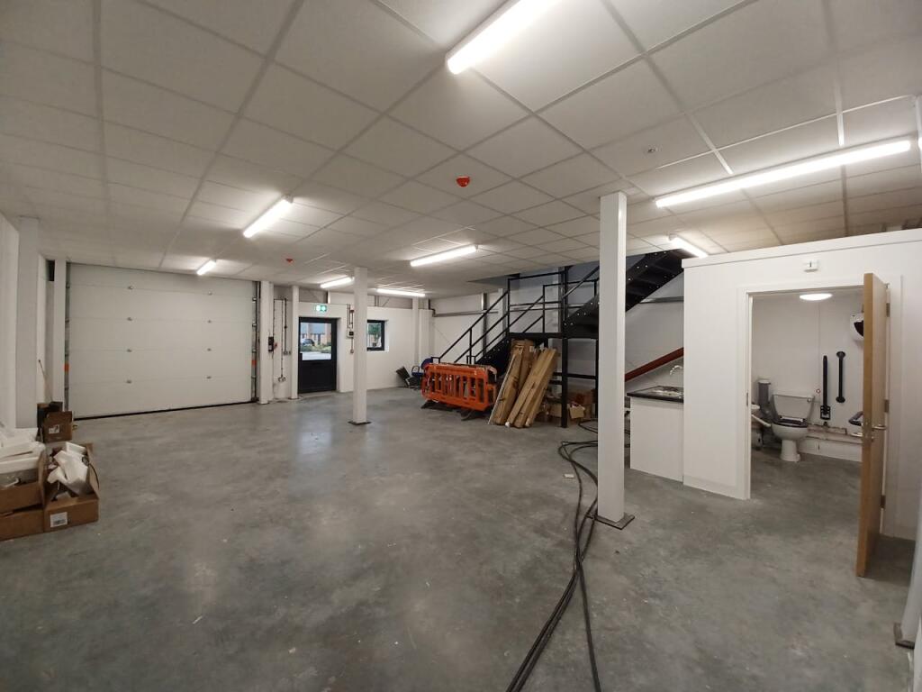 Additional image 4 of Unit 13 Parvaneh Park, Embankment Way, Ringwood, BH24 1WL