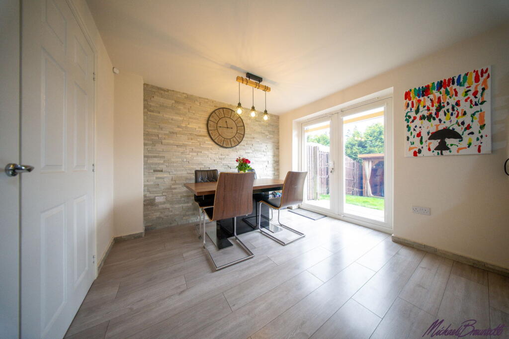 Additional image 6 of Pear Tree Close, Bradford, BD6 2DG