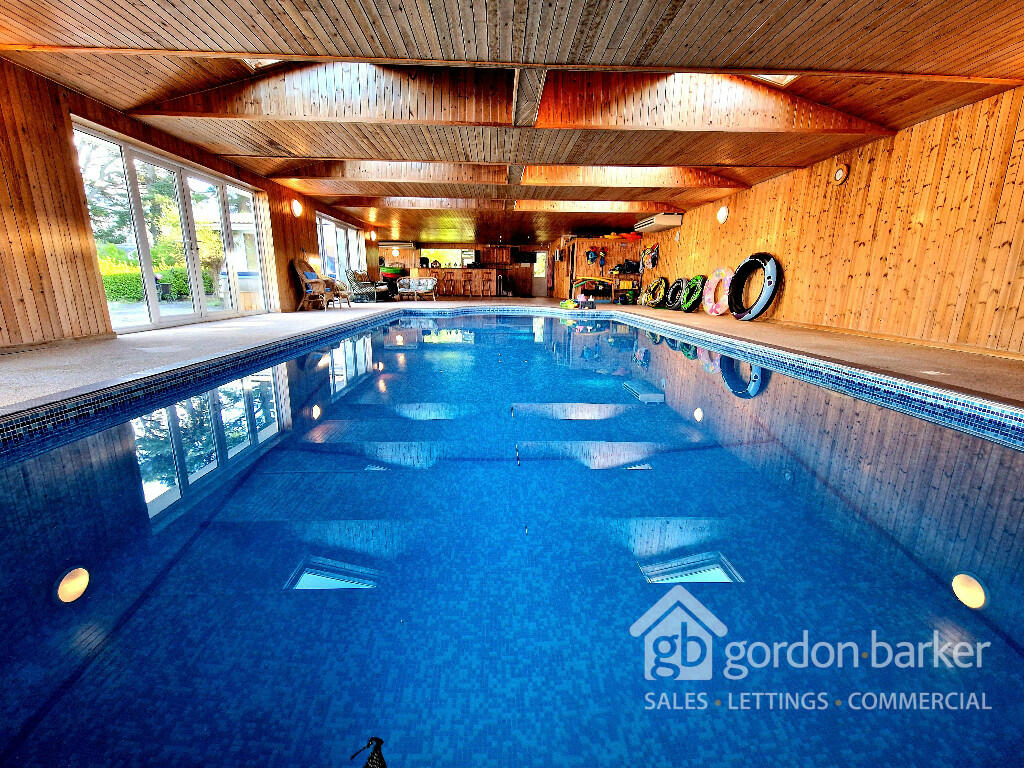 Woodside Close, Ferndown, Dorset, BH22