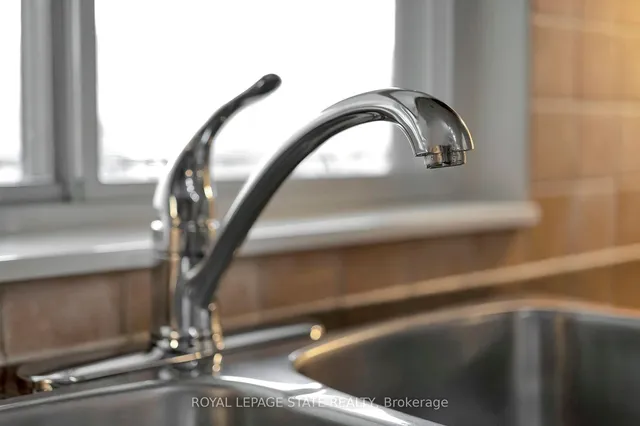 Additional image 12 of 4000 Creekside Dr Unit 203