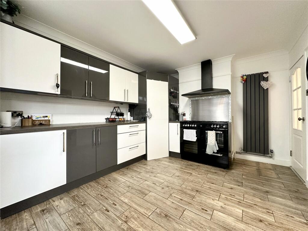 Additional image 4 of Edward Road, Christchurch, Dorset, BH23