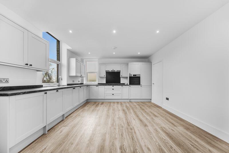 Additional image 4 of South Parade, Cleckheaton