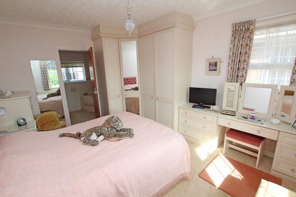 Additional image 5 of Beristede Close, Eastbourne, BN20 7EQ