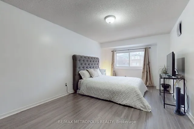 Additional image 20 of 3420 Kingston Rd Unit 5