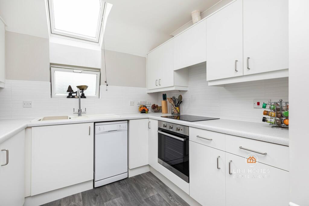 Additional image 13 of Sunningdale Gardens, Broadstone, BH18