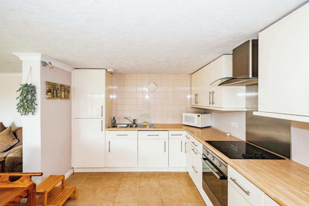 Additional image 6 of Brighton Road, LANCING