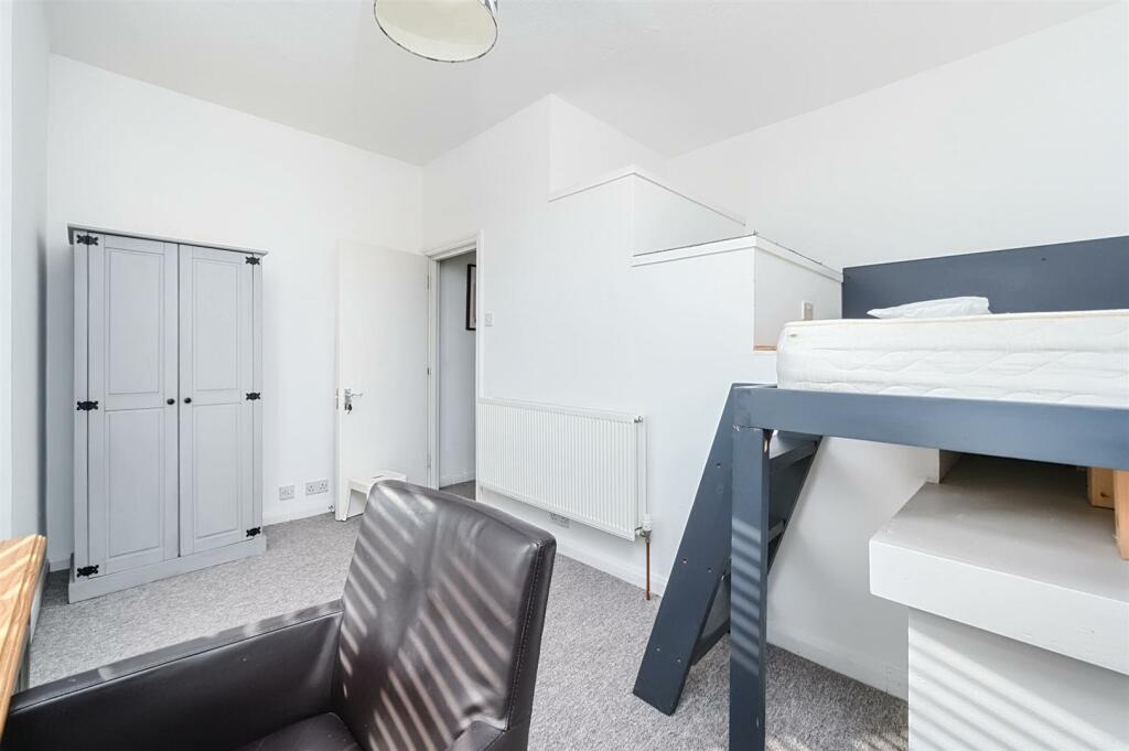 Additional image 20 of London Road