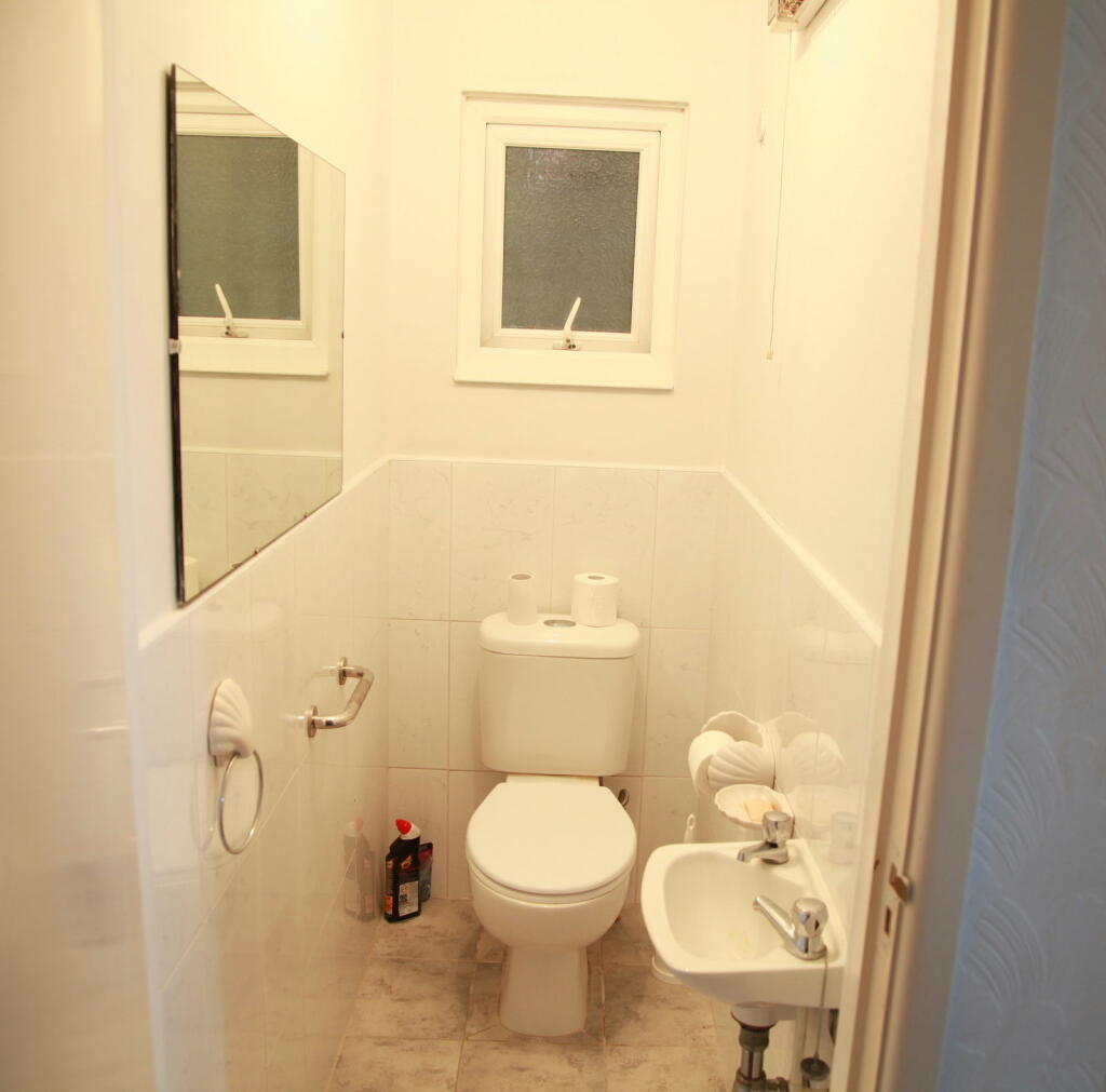 Additional image 15 of Chine Crescent, Bournemouth, BH2 5LA