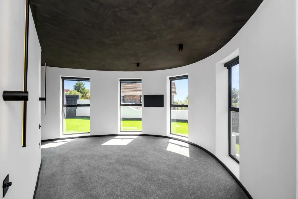 Additional image 13 of Woodland Drive, Hove, East Sussex, BN3