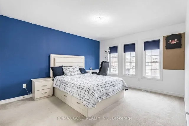 Additional image 25 of 2 Lackington St