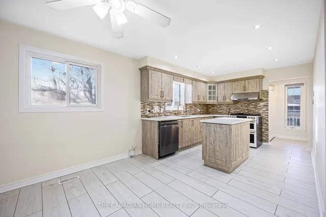 Additional image 13 of 307 Royal Salisbury Way