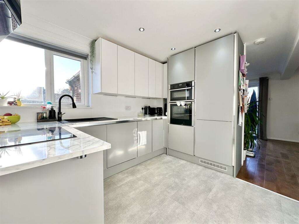 Additional image 9 of King Richard Drive, Bournemouth