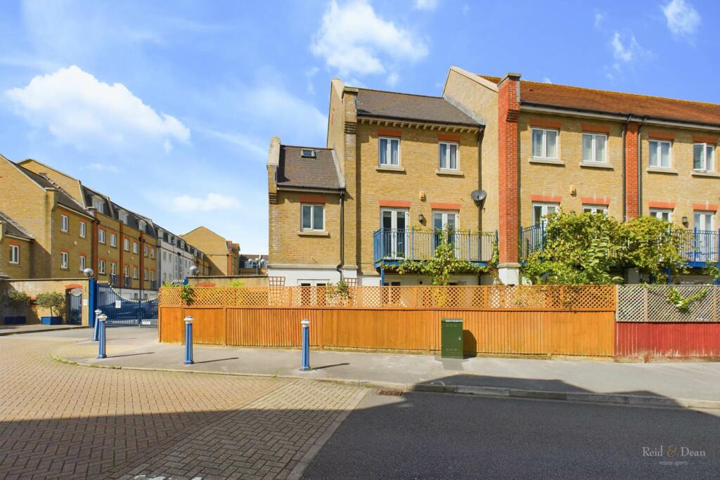 Additional image 31 of The Piazza, Sovereign Harbour