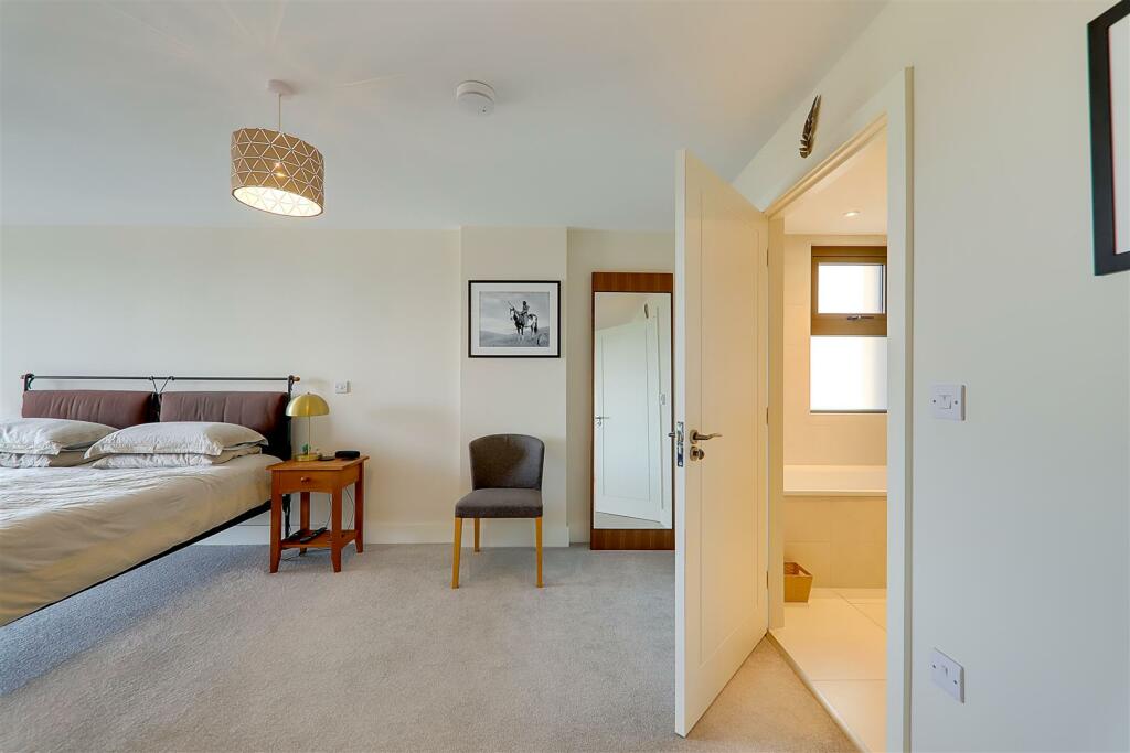 Additional image 14 of Calista, West Parade, Worthing