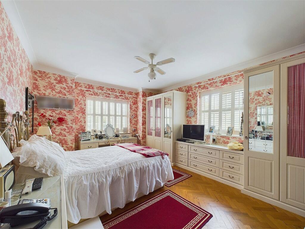 Additional image 8 of Wallace Avenue, Worthing, BN11