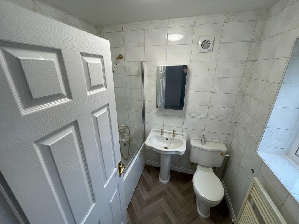 Additional image 7 of 16 Highfell Rise, Keighley BD22 6LG