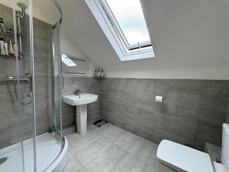 Additional image 25 of PRIME PENTHOUSE APARTMENT 5 MINS TO BEACH & TOWN WITH PARKING