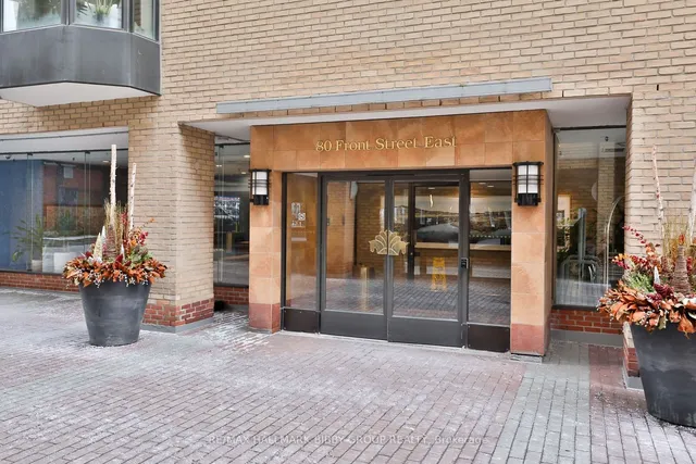 Additional image 36 of 80 Front St Unit 704