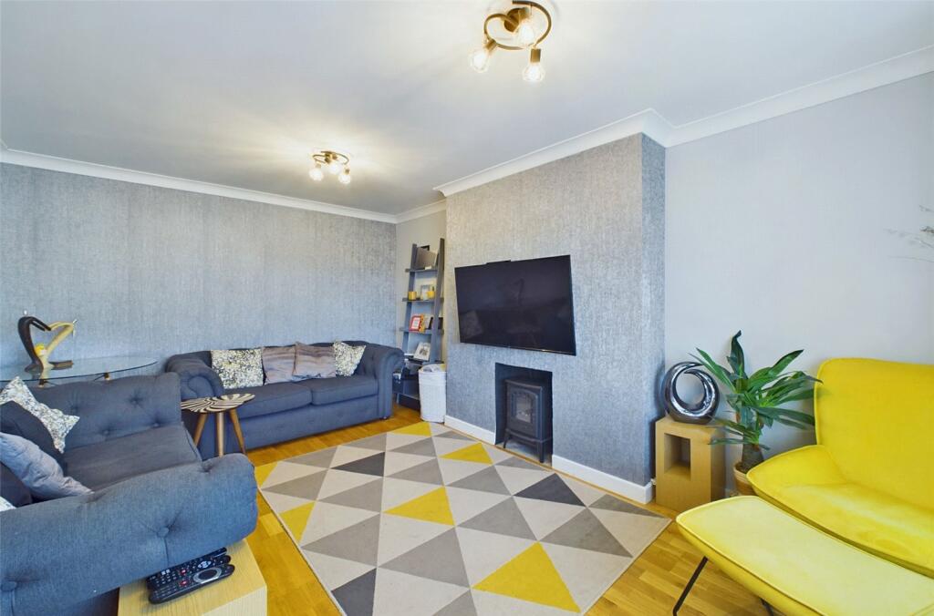 Additional image 3 of Roscrea Close, Wick, Bournemouth, Dorset, BH6