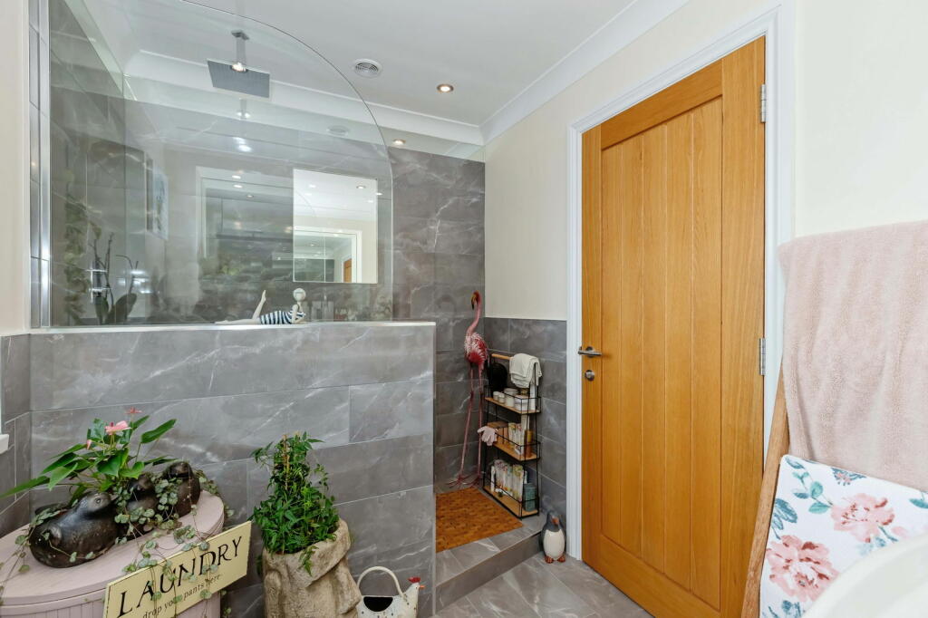 Additional image 16 of Pier Road, Littlehampton, West Sussex, BN17