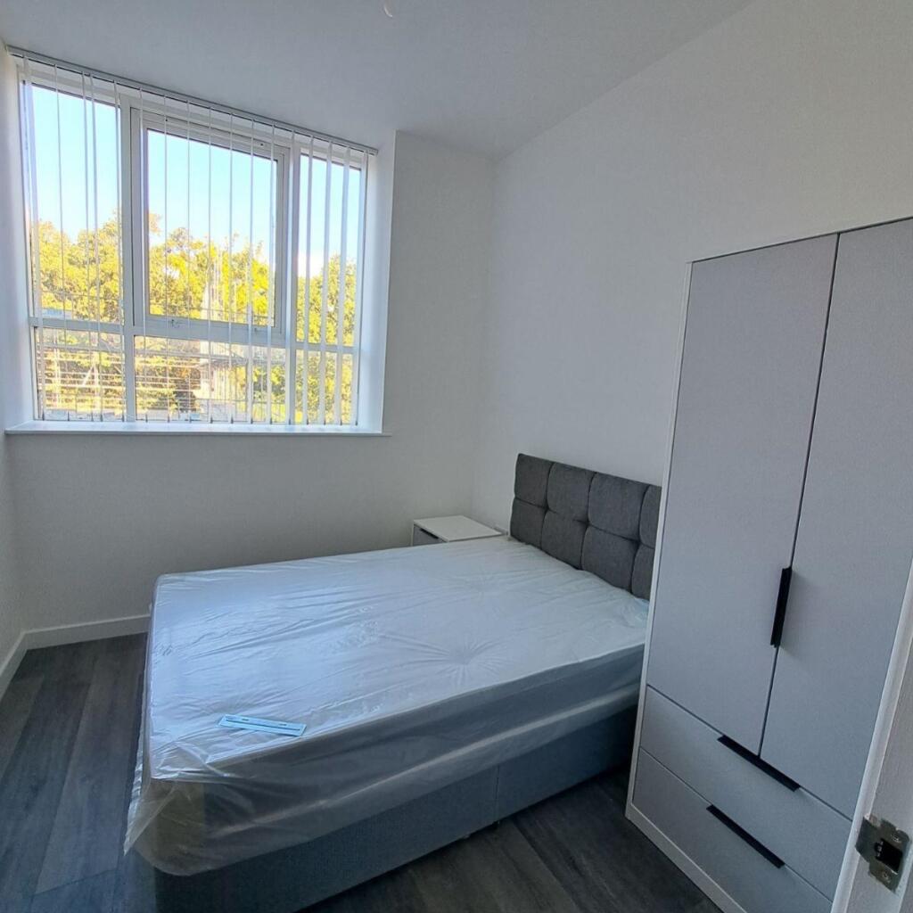 Additional image 4 of Card House, Bingley Road, Bradford, BD9