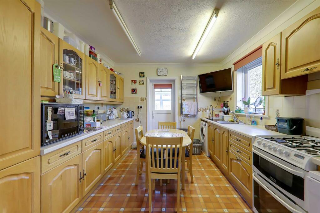 Additional image 17 of Charmandean Road, Broadwater, Worthing