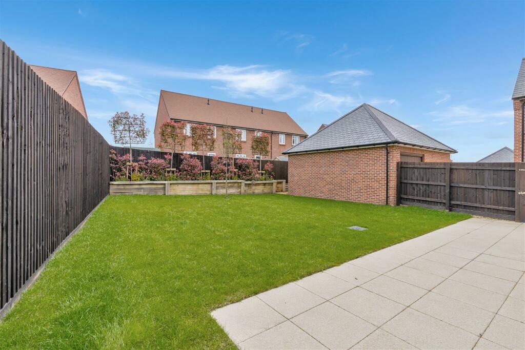 Additional image 15 of Kestrel Close, Wimborne Minster