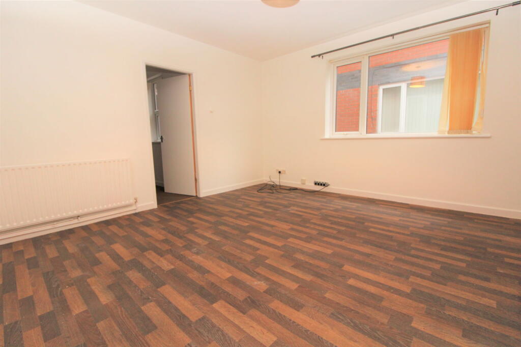 Additional image 3 of Walmersley Road, Bury