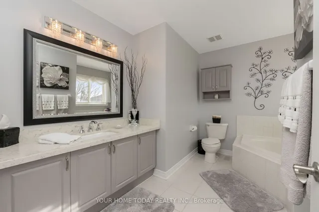 Additional image 20 of 37 Lormel Gate