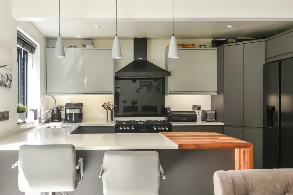 Additional image 12 of Birch Close, Arundel