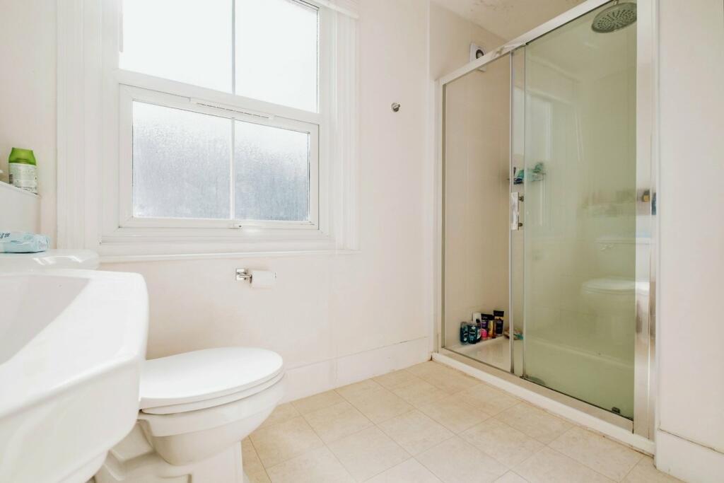 Additional image 15 of St Catherines Road, Littlehampton, BN17