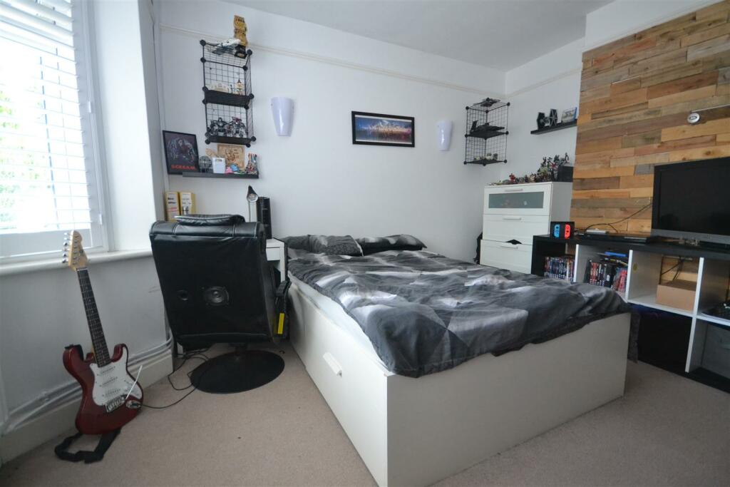 Additional image 17 of Manor Road, Verwood