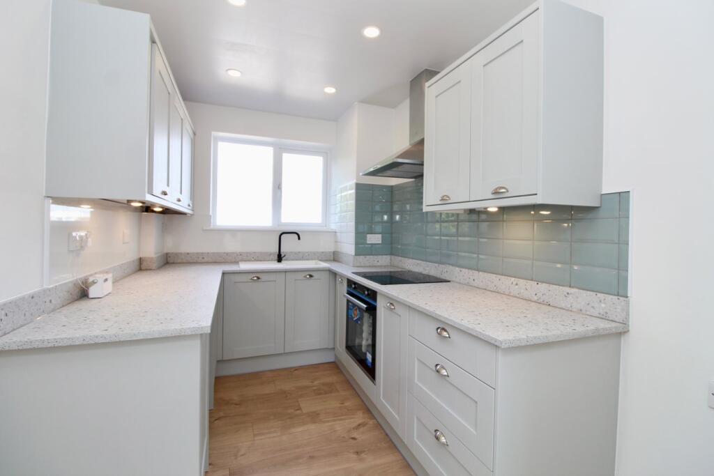 Additional image 2 of Sea Road, Barton on Sea, BH25