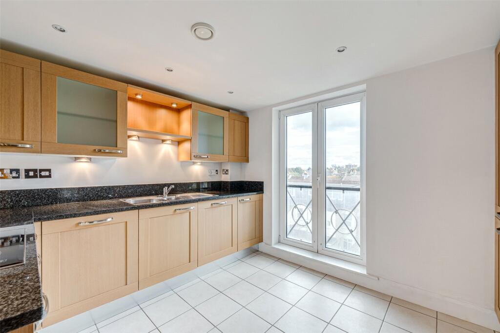 Additional image 7 of Steyne Gardens, Worthing, West Sussex, BN11