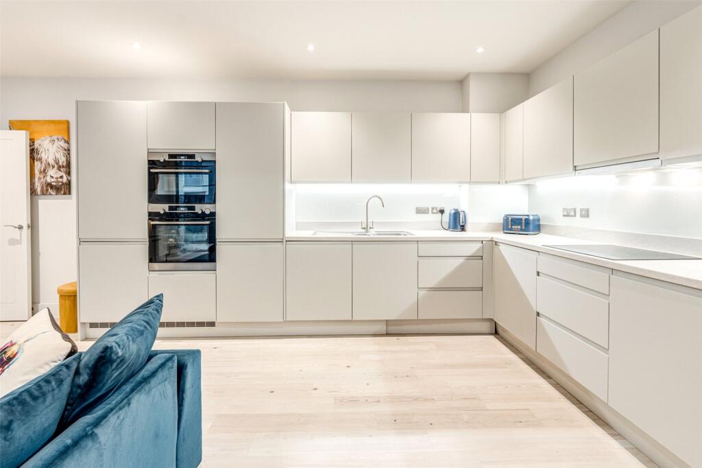 Additional image 4 of Brighton Road, Worthing, West Sussex, BN11