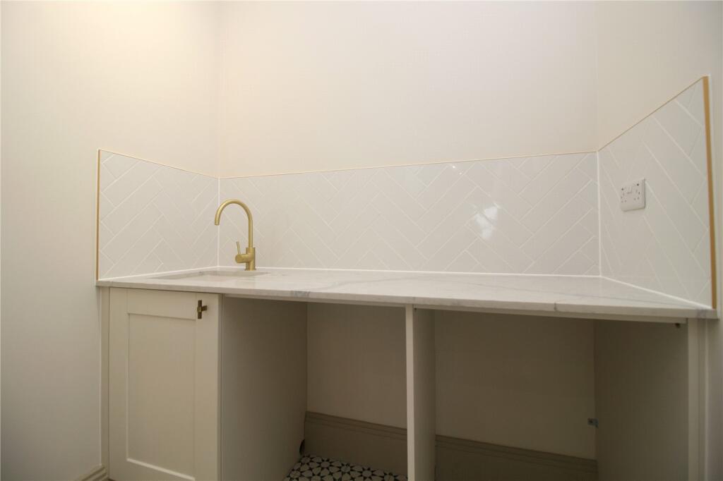 Additional image 12 of Chewton Farm Road, Highcliffe, Dorset, BH23