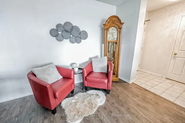 Additional image 16 of 20 Cherrytree Dr Unit 1408