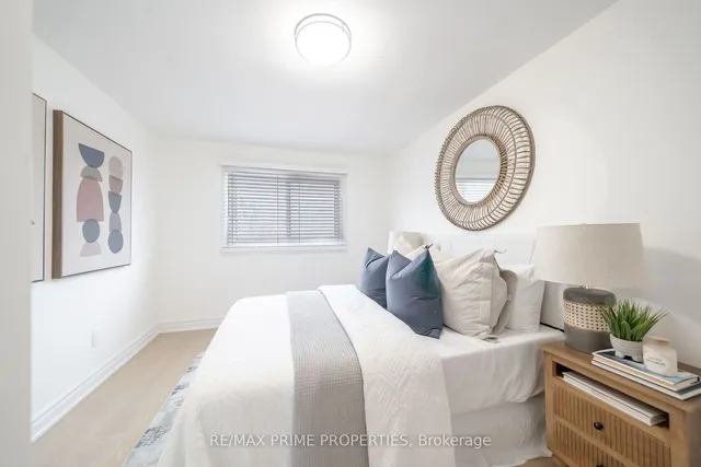 Additional image 20 of 33 Cathy  Jean Cres