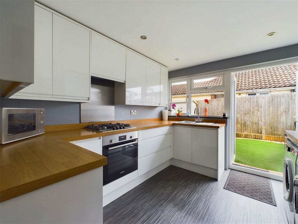 Additional image 4 of Bramber Close