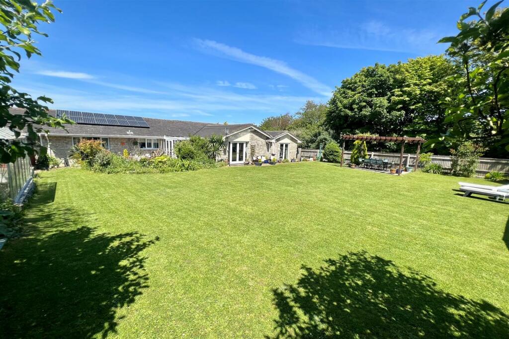 Additional image 31 of Russell Drive, Swanage