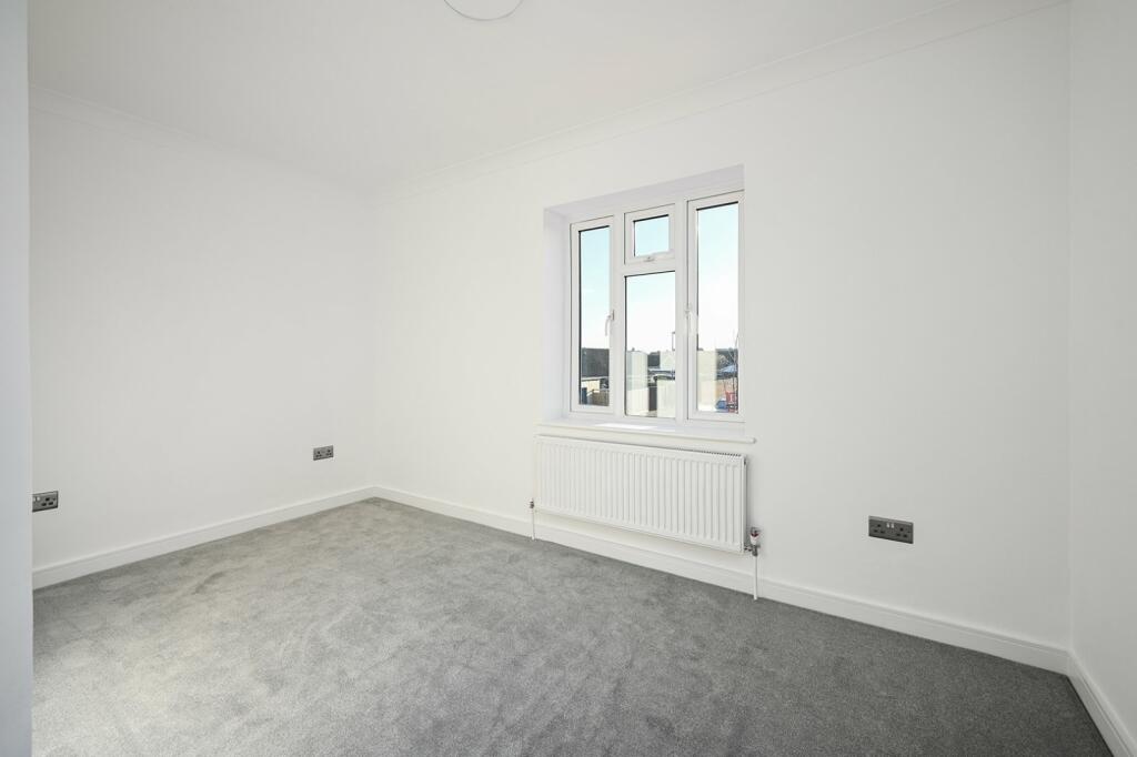 Additional image 8 of Freshbrook Road, Lancing, BN15