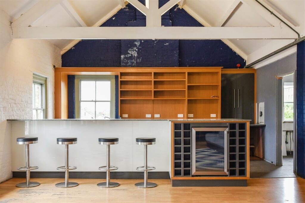 Additional image 8 of Tarrant Street, Arundel