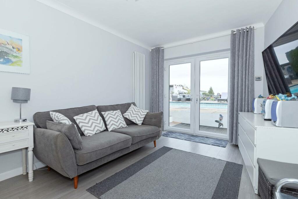 Additional image 11 of Fairview Road, Lancing