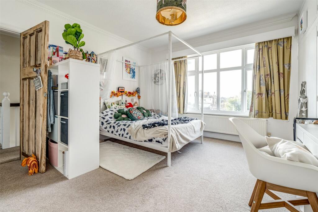 Additional image 9 of Wallace Avenue, Worthing, West Sussex, BN11